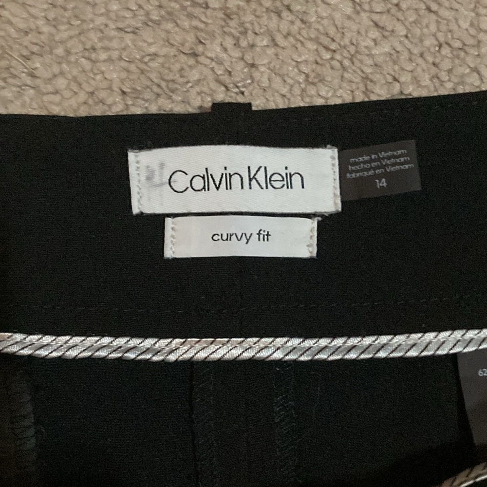 Pants - Picture 5 of 8